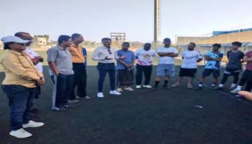 الشاذلي يتفقد تدريبات 