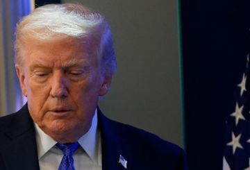 ترامب يحدد يومين فاصلين في ملف إيران ويرجح الاتفاق