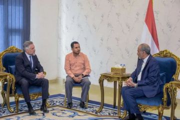 تحذير يمني من كارثة عالمية في البحر الأحمر! ماذا يحدث في قصر معاشيق؟ر