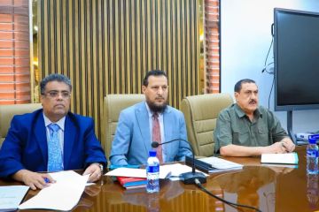 محافظ عدن يوجه بتشديد الرقابة لمحاسبة المخربين وتأمين المحولات