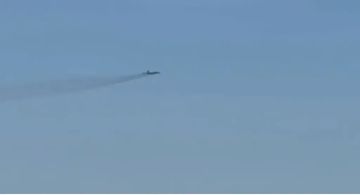 عاجل: تحليق لقاذفات أمريكية نووية من بريطانيا وسط تهديدات ترامب بـ انهيار حضارة 