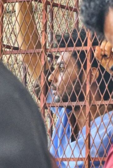 لماذا انتهت قضية البركاني بهذه السرعة؟ المحامي يكشف السر الخفي الذي صدم الجميع! لماذا انتهت قضية البركاني بهذه السرعة؟ المحامي يكشف السر الخفي الذي صدم الجميع!