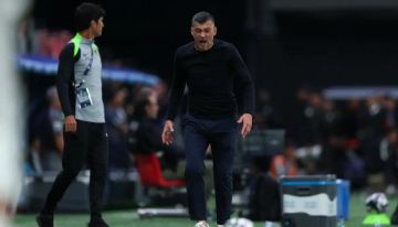 تصرف مفاجئ.. الإقالة تفجر غضب كونسيساو