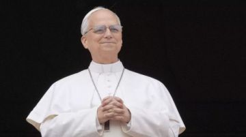 بابا الفاتيكان: التهديدات ضد الشعب الإيراني بأكمله غير مقبولة بابا الفاتيكان: التهديدات ضد الشعب الإيراني بأكمله غير مقبولة