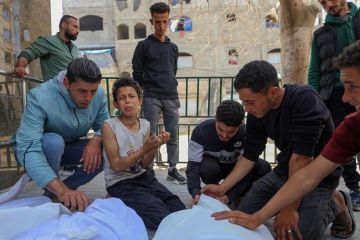 إصابة فلسطينيين في قصف واستهدافات متفرقة للعدو الإسرائيلي في قطاع غزة