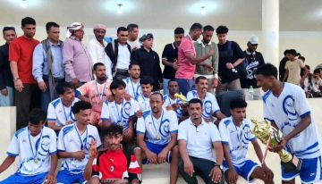 تتويج صقور الجو بطلاً لبطولة مطار سقطرى الدولي الكروية في نسختها الأولى