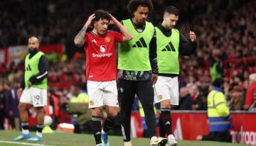 من أجل دوري الأبطال.. مانشستر يونايتد يعتزم الاستئناف ضد طرد مدافعه