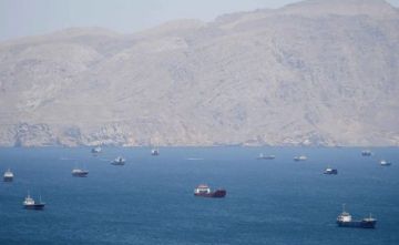 واشنطن: ممر آمن كفيل بإعادة الملاحة في مضيق هرمز