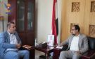 وكيل قطاع التعاون الدولي يلتقي المدير التنفيذي لجمعية الهلال الأحمر اليمني