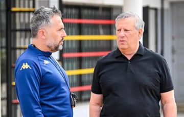 بعد الإخفاق الدوري.. الترجي يعلن إقالة مدربه الفرنسي باتريس بوميل
