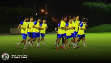 منتخبنا الوطني يجري الحصة التدريبية الأولى على ملعب الجامعة الدوحة