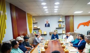 محافظ عدن يوجه بإجراءات لتطوير وحدة حماية الأراضي 