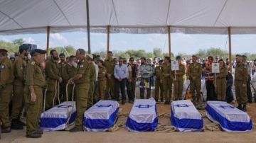 صحف عبرية تعترف بأزمة غضب وإحباط في قوات الاحتلال إثر فشلها الكبير جنوبي لبنان صحف عبرية تعترف بأزمة غضب وإحباط في قوات الاحتلال إثر فشلها الكبير جنوبي لبنان