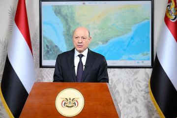 رئيس مجلس القيادة يطلق في خطاب للشعب رؤية وطنية جامعة لتعزيز الشراكة واستكمال معركة استعادة مؤسسات الدولة رئيس مجلس القيادة يطلق في خطاب للشعب رؤية وطنية جامعة لتعزيز الشراكة واستكمال معركة استعادة مؤسسات الدولة