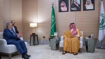 وزير داخلية السعودية يستقبل رئيس منظمة الحج الإيرانية ويؤكد على هذا الأمر وزير داخلية السعودية يستقبل رئيس منظمة الحج الإيرانية ويؤكد على هذا الأمر