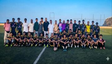 مدير مكتب الشباب والرياضة ورئيس اتحاد كرة عدن يتفقدان جاهزية 