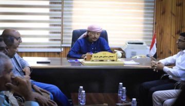 الوكيل باربّاع يلتقي باللجنة المنظمة لبطولة البرنامج السعودي لكرة السلة بحضرموت