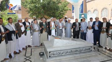 رئيس مجلس الشورى ونائبه رسام يزوران الدورة الصيفية بمركز بدر العلمي رئيس مجلس الشورى ونائبه رسام يزوران الدورة الصيفية بمركز بدر العلمي