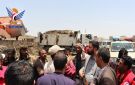 وكيل وزارة الشؤون الاجتماعية يطلع على أضرار الحريق في مخيم النازحين بمديرية معين