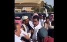 سلطان العرادة يتعرض لموقف محرج أثناء مراسم تشييع الرئيس الراحل هادي - فيديو - ye