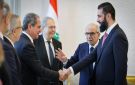 الرئيس السوري يناقش ملف الأمن مع رئيس الوزراء اللبناني في دمشق