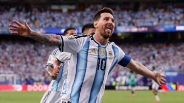 هداف البطولة.. ميسي يسجل إنجازا جديدا في كأس العالم