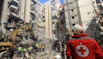 سكتم على غزة والآن لبنان.. هل أنتم بشر؟ سكتم على غزة والآن لبنان.. هل أنتم بشر؟