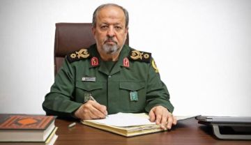 وزارة الدفاع الإيرانية : مستمرون في دعم القوات المسلحة بكل طاقاتنا وزارة الدفاع الإيرانية : مستمرون في دعم القوات المسلحة بكل طاقاتنا