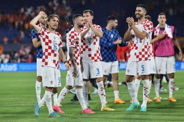 كرواتيا تحيي آمالها في التأهل لدور الـ32 عبر بنما
