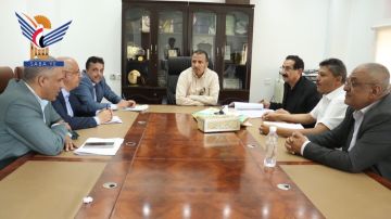مناقشة الخطوات المنجزة لاستكمال مسار عملية الدمج بمصلحة الضرائب والجمارك مناقشة الخطوات المنجزة لاستكمال مسار عملية الدمج بمصلحة الضرائب والجمارك