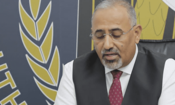 الزبيدي تحت مقصلة السعودية .. الرياض تتبنى تحركات قانونية لمحاكمة رئيس المجلس الانتقالي الزبيدي تحت مقصلة السعودية .. الرياض تتبنى تحركات قانونية لمحاكمة رئيس المجلس الانتقالي