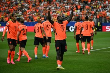 مونديال 2026: هولندا تضرب موعدا مع المغرب وعبور اليابان والسويد إلى دور الـ32