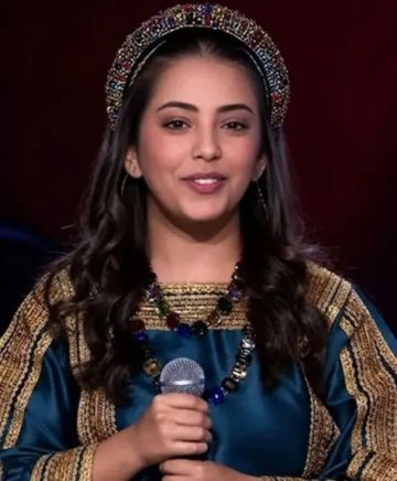 اليمنية لمى قيس تخطف الأنظار وتتأهل للمرحلة النهائية في برنامج ذا فويس كيدز - فيديو 