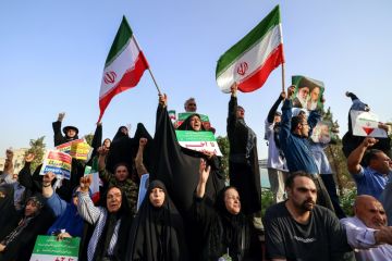 إيكونوميست: بعد فشل القنابل هل تنجح الرشاوى؟ ترامب يقامر بحاجة إيران للمال كي يخرج من حرب كان عليه عدم شنها إيكونوميست: بعد فشل القنابل هل تنجح الرشاوى؟ ترامب يقامر بحاجة إيران للمال كي يخرج من حرب كان عليه عدم شنها