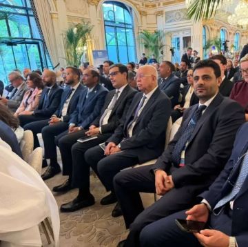  بنك يمني ضمن نخبة المؤسسات المالية العالمية في قمة ماكرون 