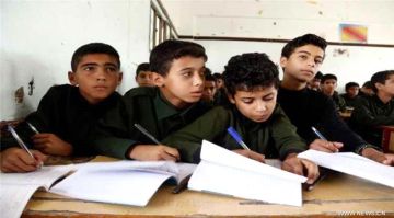 الحوثيون يطلقون عاما دراسيا جديدا تهيمن عليه التعبئة والتجنيد الحوثيون يطلقون عاما دراسيا جديدا تهيمن عليه التعبئة والتجنيد