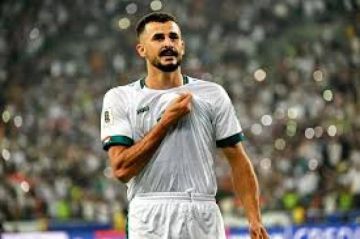 الهداف أيمن حسين يقود تشكيلة العراق في كأس العالم