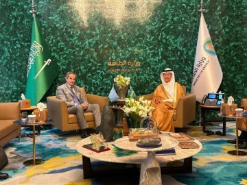 جروسي: السعودية تطور برنامجها النووي المدني جروسي: السعودية تطور برنامجها النووي المدني