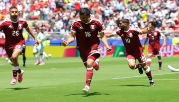 ليلة للتاريخ.. قطر تحصد نقطتها الأولى في بطولات كأس العالم ليلة للتاريخ.. قطر تحصد نقطتها الأولى في بطولات كأس العالم