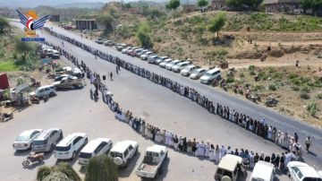 قبائل الشغادرة في حجة تؤكد الجهوزية لإنهاء العدوان والحصار قبائل الشغادرة في حجة تؤكد الجهوزية لإنهاء العدوان والحصار
