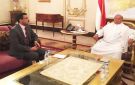جميح يروي ذكرياته مع الرئيس هادي وكيف رد الأخير على حكاية عمران عادت إلى حضن الدولة وما قاله عن صالح - ye