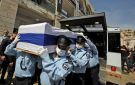 لوموند: إسرائيل تبدو معزولة دبلوماسيا وضعيفة سياسيا ومقيدة عسكريا