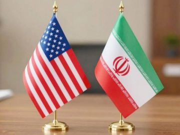 إيران تعلن وجود قنوات اتصال مع الولايات المتحدة إيران تعلن وجود قنوات اتصال مع الولايات المتحدة