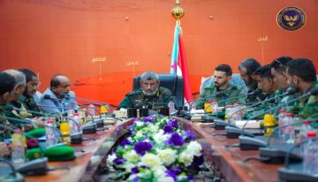 اللواء الجمالي: التوجيه المعنوي أساس بناء الجندي الواعي والمنضبط اللواء الجمالي: التوجيه المعنوي أساس بناء الجندي الواعي والمنضبط
