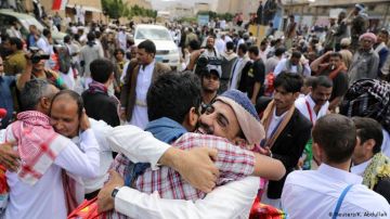 تمهيدا لتنفيذها بعد أيام.. صنعاء تناقش التحضيرات الأخيرة لأكبر عملية تبادل للأسرى تمهيدا لتنفيذها بعد أيام.. صنعاء تناقش التحضيرات الأخيرة لأكبر عملية تبادل للأسرى
