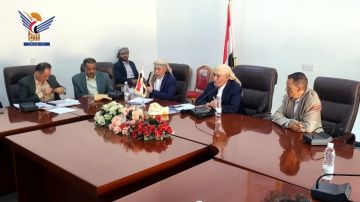 إب.. إقرار التقرير الختامي للمشاريع المنفذة خلال الأربعة الأعوام الماضية إب.. إقرار التقرير الختامي للمشاريع المنفذة خلال الأربعة الأعوام الماضية