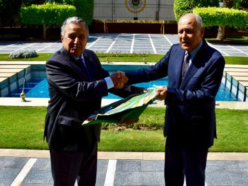 نبيل فهمي يتسلم مهامه أمينا عاما لجامعة الدول العربية نبيل فهمي يتسلم مهامه أمينا عاما لجامعة الدول العربية