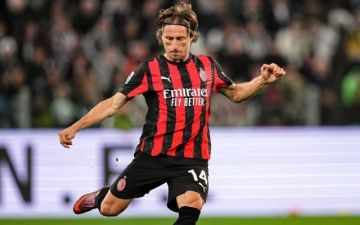 ميلان الإيطالي يعلن تجديد عقد لاعبه الكرواتي لوكا مودريتش حتى 2027