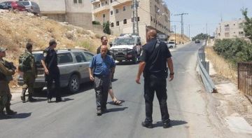 مستوطنون صهاينة يقيمون بؤرة استيطانية قرب جبع شمال شرق القدس مستوطنون صهاينة يقيمون بؤرة استيطانية قرب جبع شمال شرق القدس
