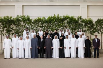 محمد بن زايد يستقبل وفد مؤسسة الإمارات محمد بن زايد يستقبل وفد مؤسسة الإمارات